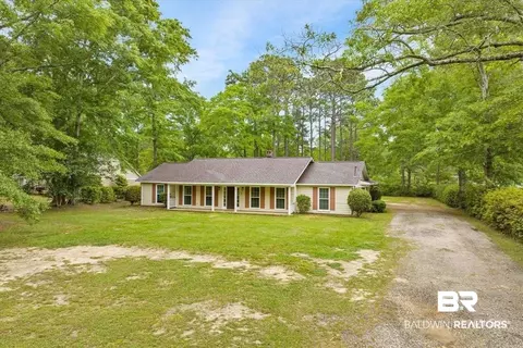 8908 Red Creek Dr, Semmes, AL 36575