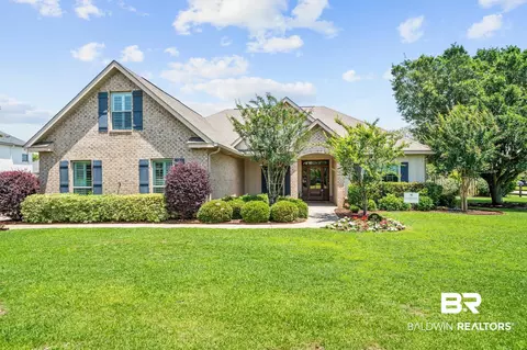 802 Summer Lake St, Fairhope, AL 36532