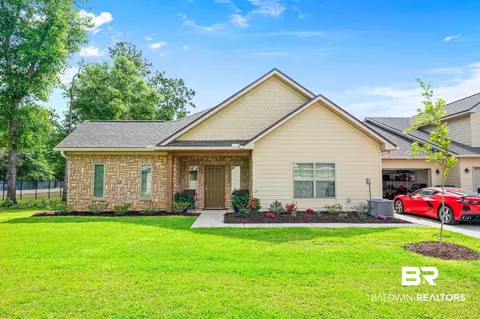 302 Holmes Ave #302, Foley, AL 36535