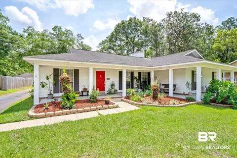 2863 Brookside Dr, Mobile, AL 36693 photo 2