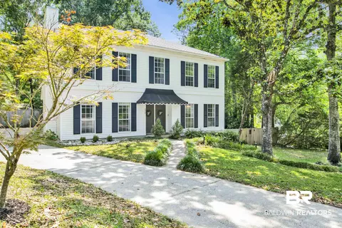 173 Lakeview Loop, Daphne, AL 36526