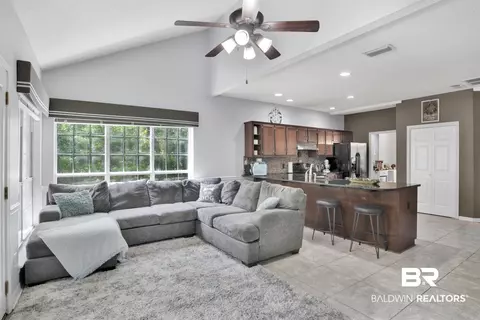 173 Lakeview Loop, Daphne, AL 36526 photo 8