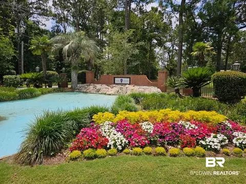 173 Lakeview Loop, Daphne, AL 36526 photo 3