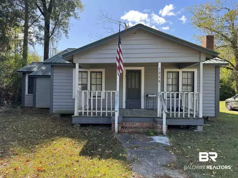 1218 Forrest Ave, Brewton, AL 36426
