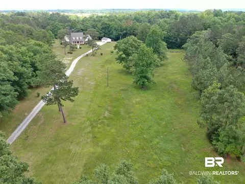 1823 Experiment Farm Rd, Monroeville, AL 36460