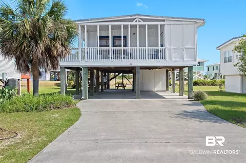 416 E 1st Ave, Gulf Shores, AL 36542
