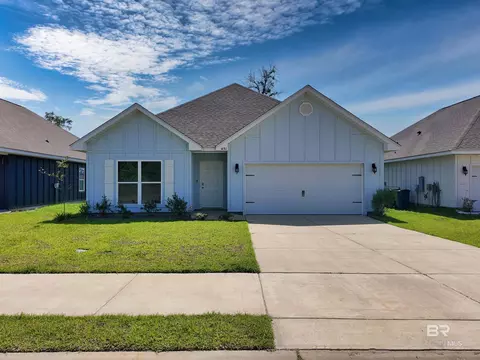451 Gemini St, Gulf Shores, AL 36542