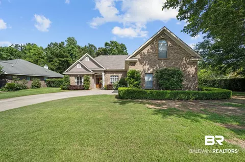 9492 Marchand Ave, Daphne, AL 36526