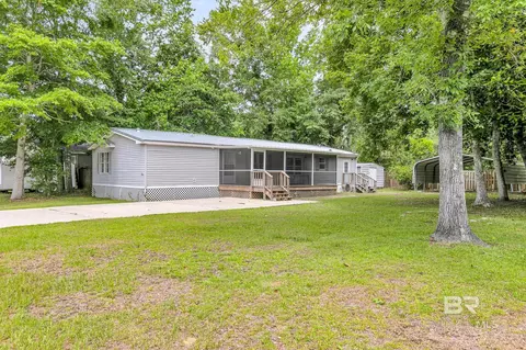 5681 Lemontree Ln, Gulf Shores, AL 36542