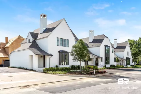 24 Shirley Ln #24, Fairhope, AL 36532