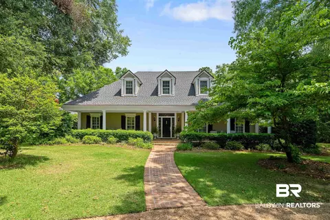 808 Captain Oneal Dr, Daphne, AL 36526