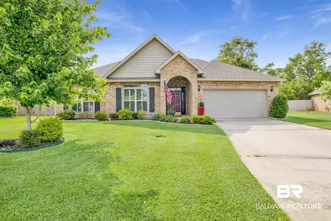 361 Thornhill Dr, Gulf Shores, AL 36542