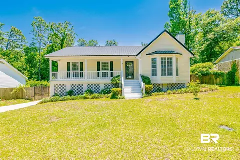 120 Buena Vista Dr, Daphne, AL 36526