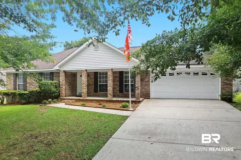 7703 Elizabeth Dr, Daphne, AL 36526