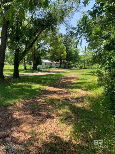 2407 Pollard Rd, Daphne, AL 36526