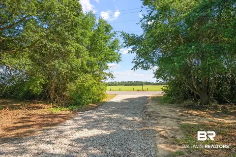 29701 Comstock Rd, Elberta, AL 36530 photo 9