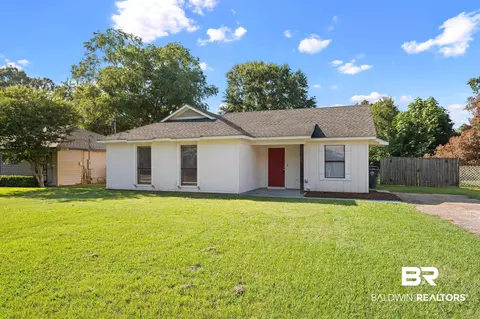 8655 Brook Ln, Fairhope, AL 36532
