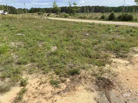 18958 Old Brady Rd, Bay Minette, AL 36507