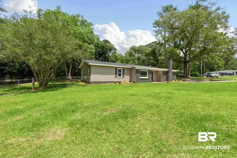 1620 W Orchard Dr, Mobile, AL 36618 photo 2