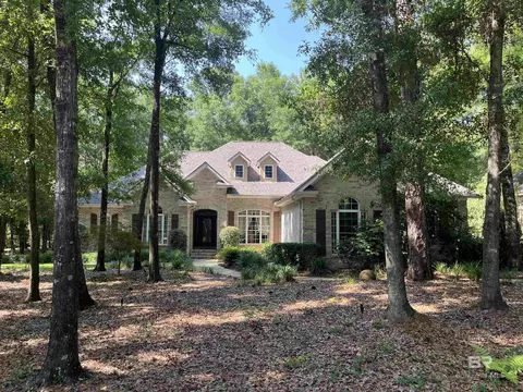 150 Willow Lake Dr, Fairhope, AL 36532