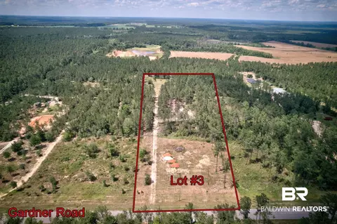 30111 Gardner Rd, Elberta, AL 36530
