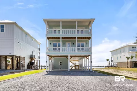 1145 Water Oaks Cir, Gulf Shores, AL 36542