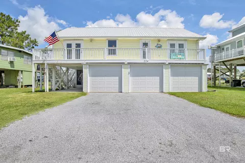 224 W 4th Ave, Gulf Shores, AL 36542
