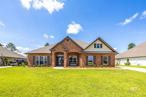 672 Gyaws Ave, Gulf Shores, AL 36542