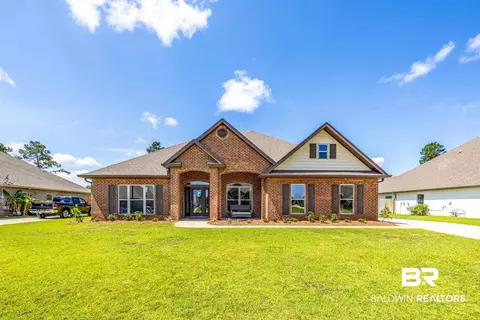 672 Gyaws Ave, Gulf Shores, AL 36542