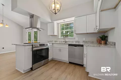 6820 Alston Ct, Mobile, AL 36618 photo 7