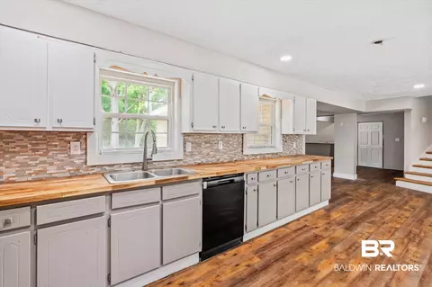 2008 Jones Ave, Mobile, AL 36617 photo 6