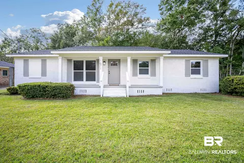 1671 Dothan St, Mobile, AL 36618