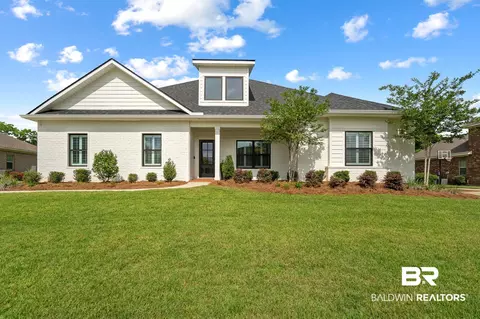 379 Bayles St, Fairhope, AL 36532