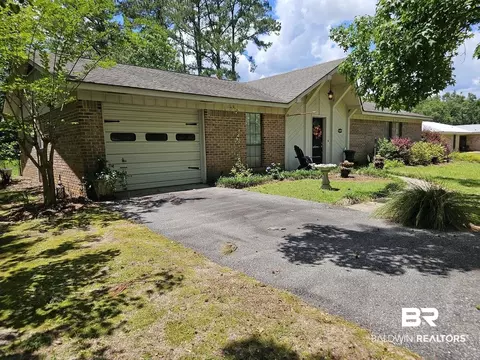 46115 Mcmillan Dr, Bay Minette, AL 36507