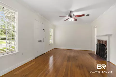 2306 Emogene St, Mobile, AL 36606 photo 4