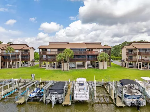 4046 Spinnaker Dr #203, Gulf Shores, AL 36542
