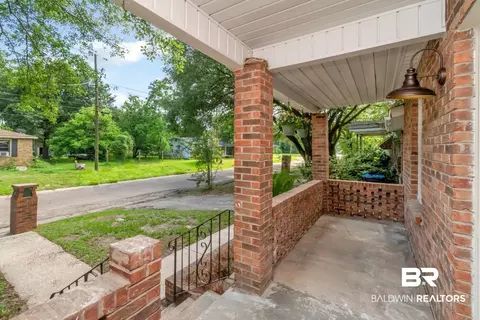 258 3rd Ave, Chickasaw, AL 36611 photo 20