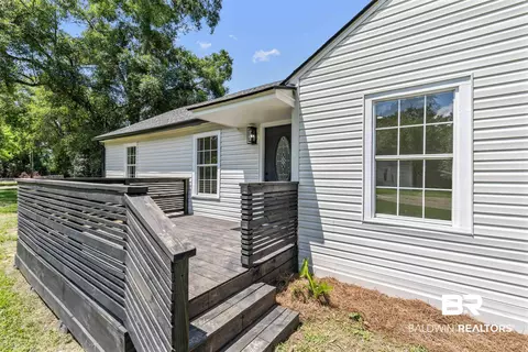 178 Dunn Ave, Mobile, AL 36606 photo 4