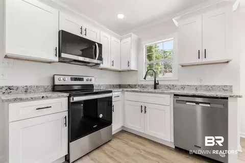 178 Dunn Ave, Mobile, AL 36606 photo 10