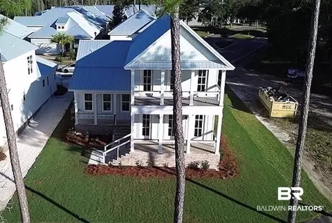 2577 Bienville Ave, Gulf Shores, AL 36542