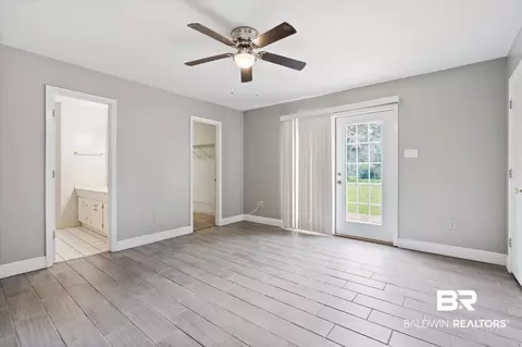 2930 E Crabtree Ln, Mobile, AL 36618 photo 9