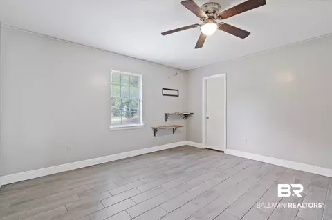 2930 E Crabtree Ln, Mobile, AL 36618 photo 15
