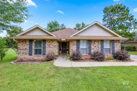 9511 Woolrich Ave, Fairhope, AL 36532