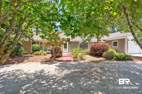 5639 Gulf Creek Cir, Theodore, AL 36582