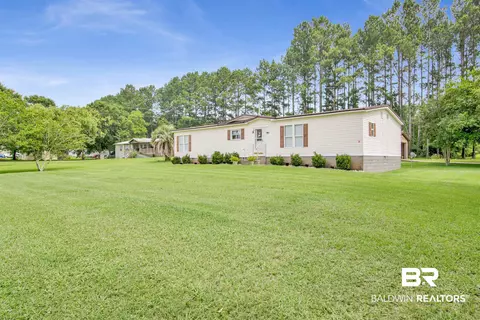 23310 N County Road 62, Robertsdale, AL 36567