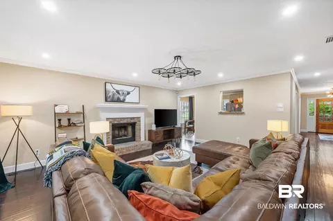 3004 E Lindholm Dr, Mobile, AL 36693 photo 13