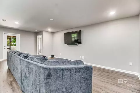 8266 Irwin Loop, Daphne, AL 36526 photo 2