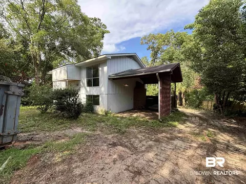 355 S School St, Fairhope, AL 36532