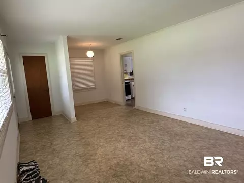 608 E Laurel St, Atmore, AL 36502 photo 9