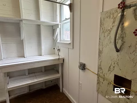 608 E Laurel St, Atmore, AL 36502 photo 24